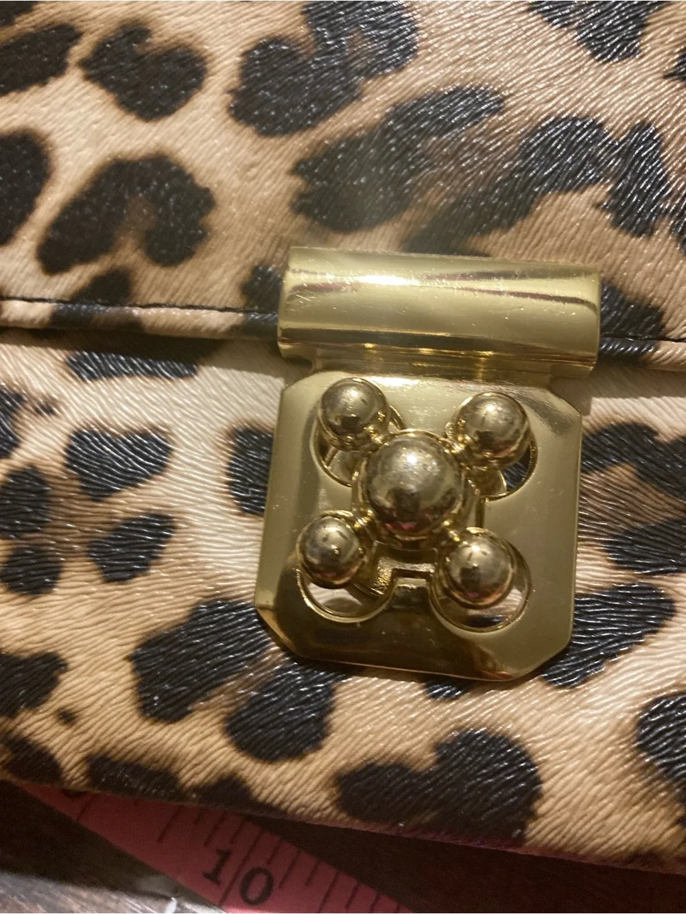 Leopard Print Chain Shoulder Bag with Gold Hardware - Picture 3 of 8